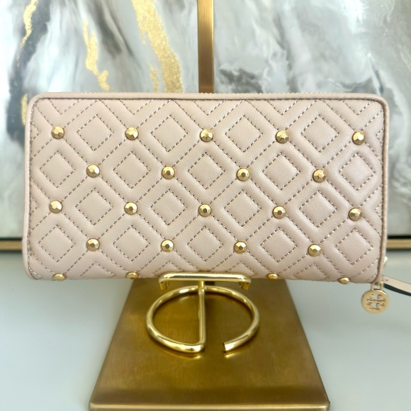 NWT Tory Burch Quilted Fleming Stud Continental Wallet in Goan Sand - Picture 4 of 11